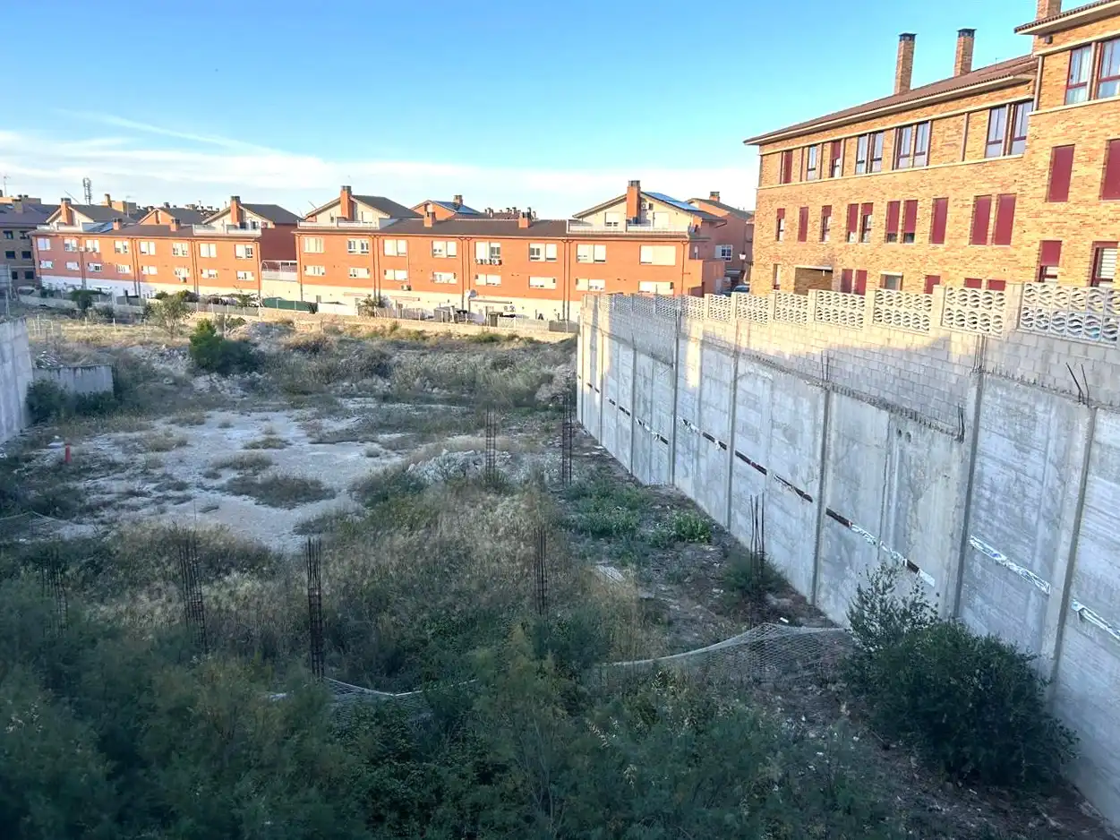 Casa adosada en venda en La Muela