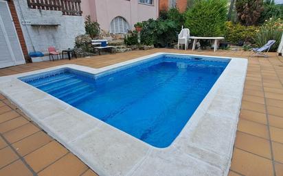 Piscina de Casa o xalet en venda en Vallirana amb Terrassa i Piscina