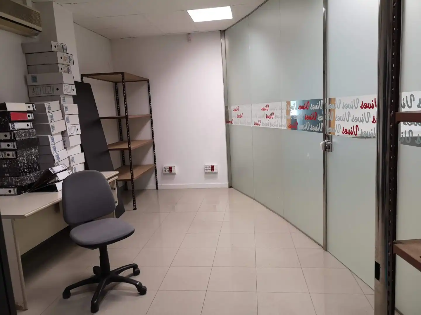 Oficina de lloguer en Maçanet de la Selva amb Aire condicionat, Calefacció i Moblat