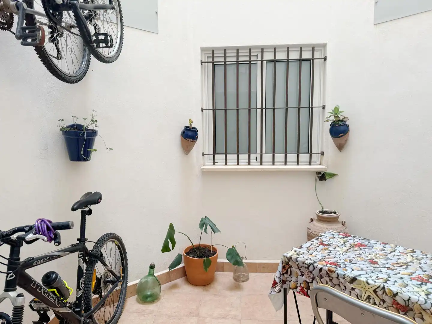 Terraza de Planta baja de alquiler en El Campello con Aire acondicionado, Calefacción y Jardín privado