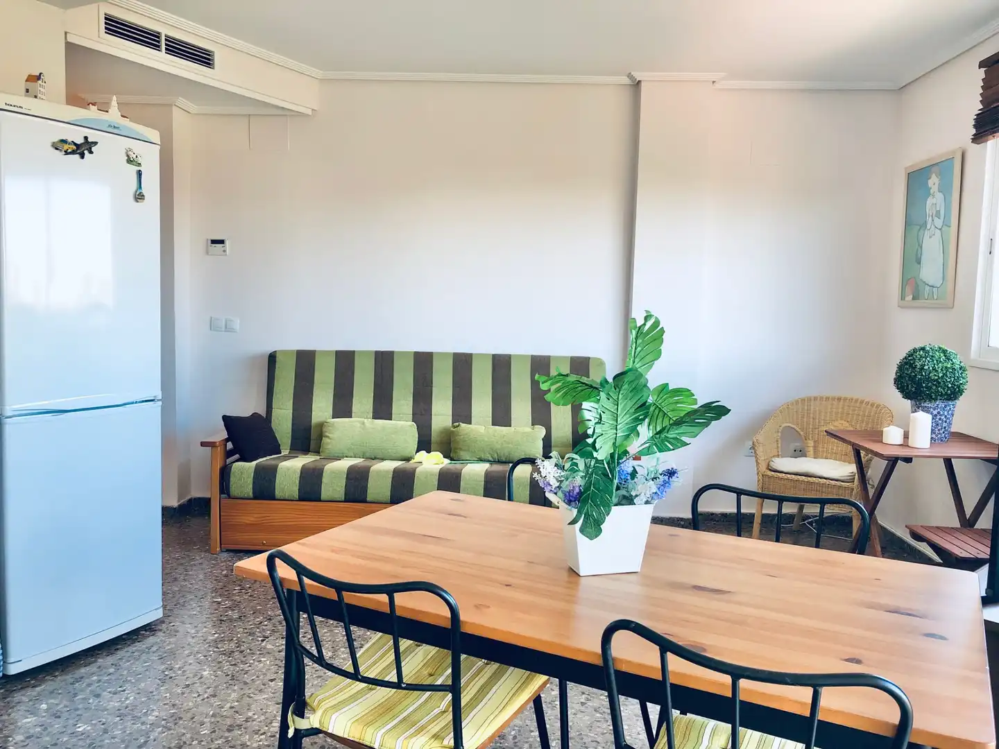 Sala d'estar de Apartament en venda en Peñíscola / Peníscola amb Calefacció, Moblat i Forn