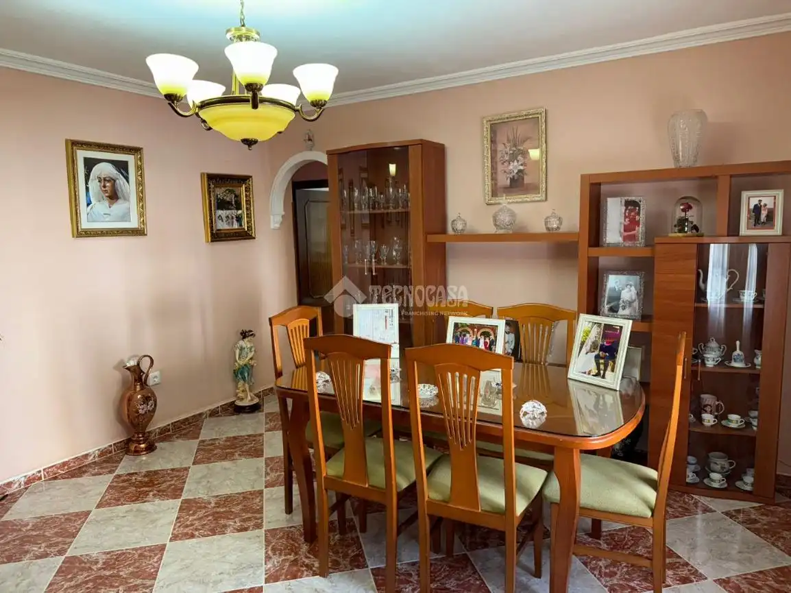 Comedor de Piso en venta en Sevilla con Aire acondicionado