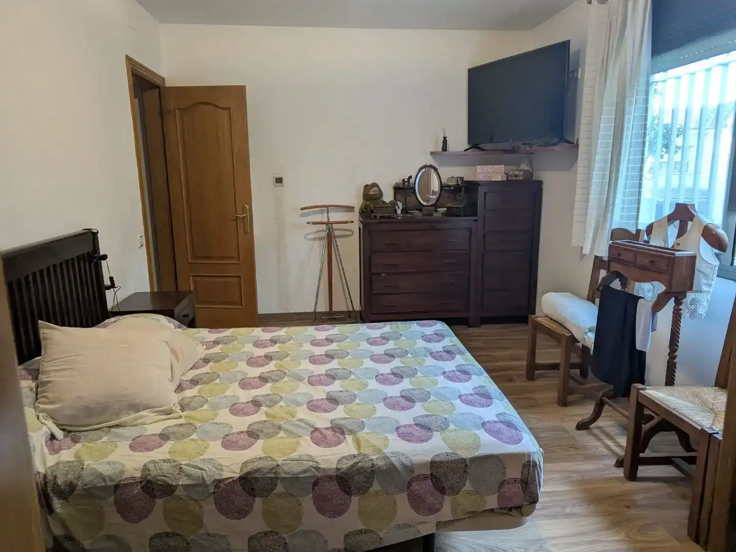 Dormitori de Casa o xalet en venda en La Roca del Vallès amb Jardí privat i Traster