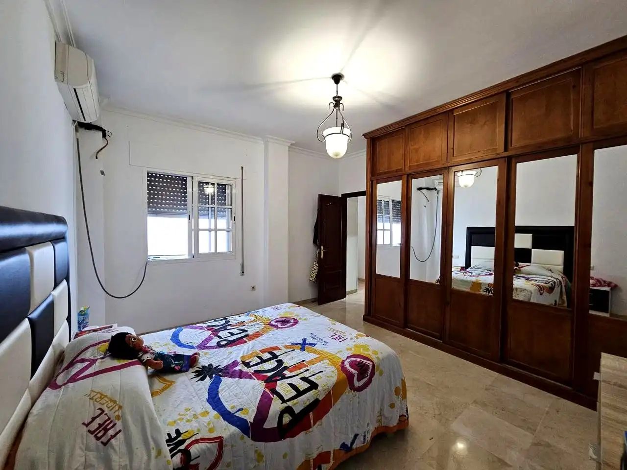 Dormitori de Casa adosada en venda en Alcalá de Guadaira amb Traster