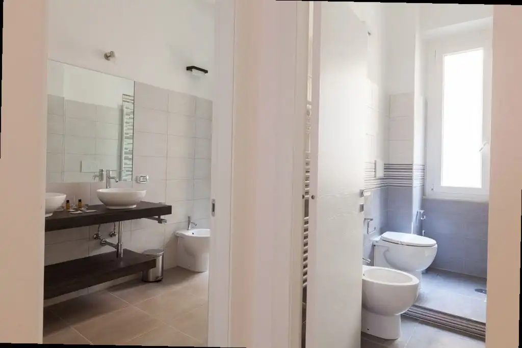 Badezimmer von Wohnung zur Miete in Centro