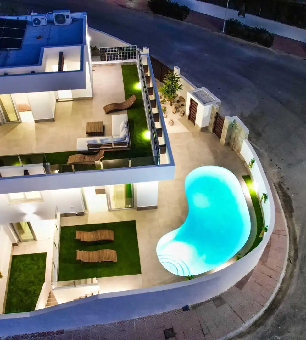 Swimming pool of Houses for sale in Rojales