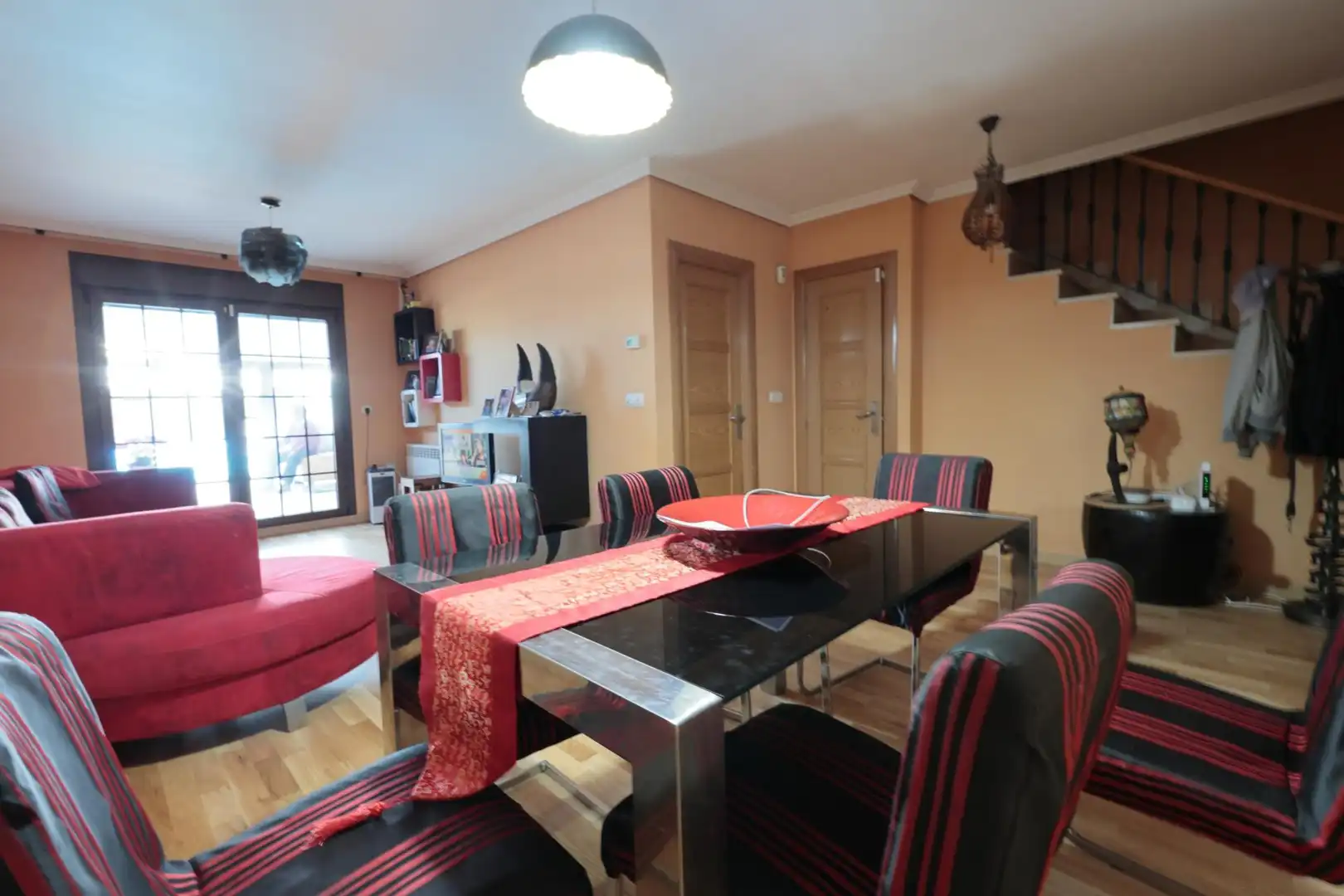 Comedor de Casa adosada en venta en Ponferrada con Aire acondicionado, Calefacción y Terraza