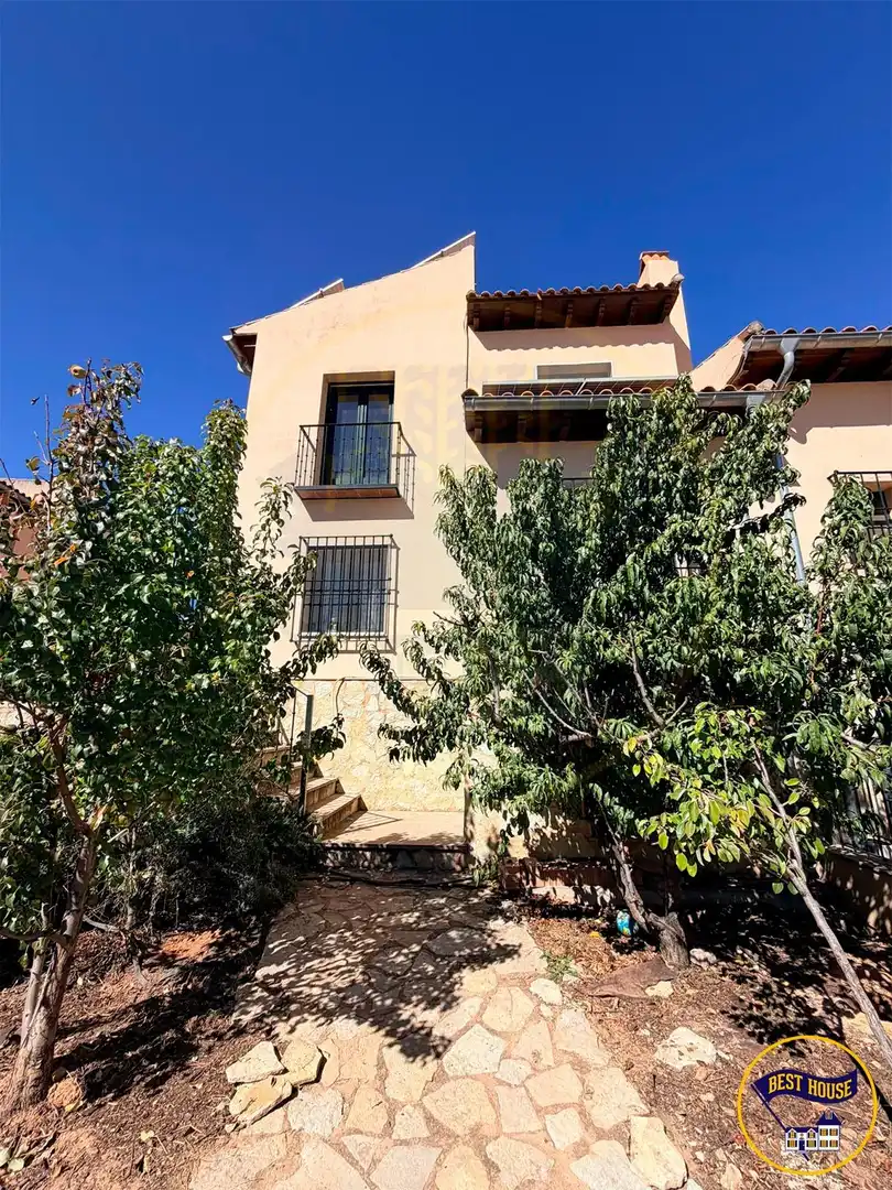 Reihenhaus mit Terrasse zum Verkauf in Calle RIO (ARCAS), imagen 37