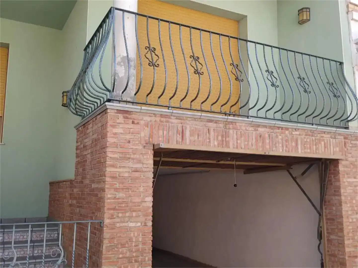 Terrassa de Casa adosada en venda en Deltebre amb Aire condicionat i Balcó