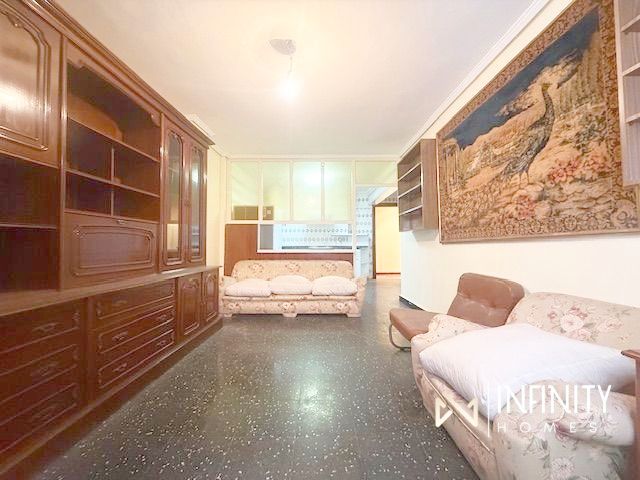 Sala d'estar de Pis en venda en Bilbao  amb Calefacció i Alarma