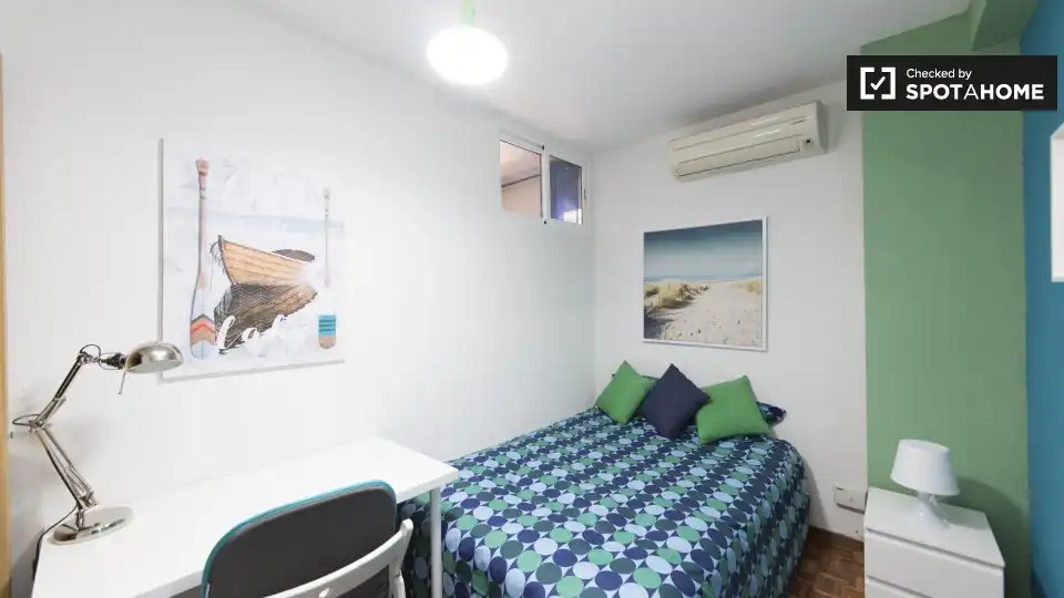 Room in Venecia - Nueva Alcalá
