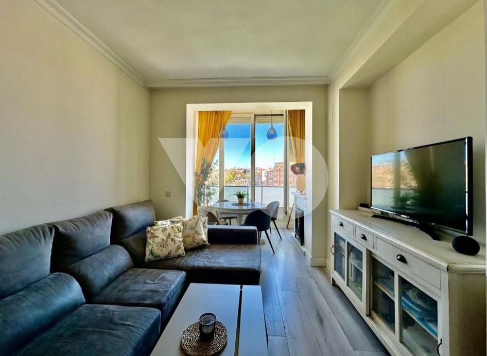 Sala d'estar de Àtic en venda en La Moraleja amb Aire condicionat, Calefacció i Terrassa