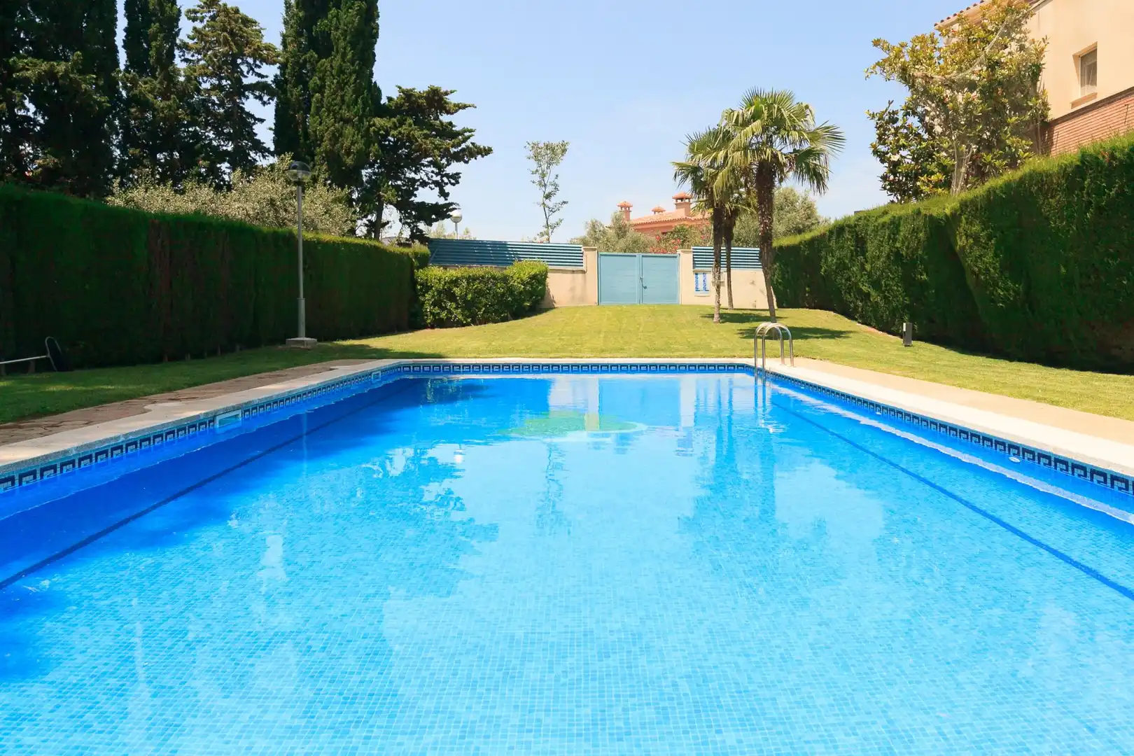 Piscina de Apartamento en venta en Salou con Calefacción, Jardín privado y Piscina