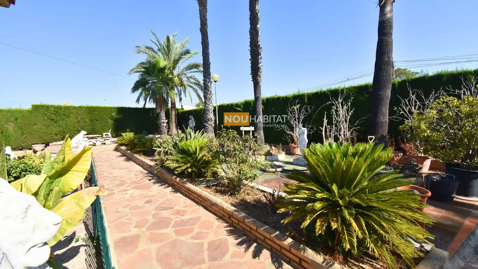 Detached house with terrace for sale in Montserrat, imagen 37