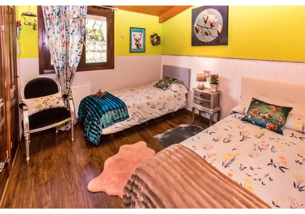 Schlafzimmer von Gebäude zum Verkauf in Ibeas de Juarros