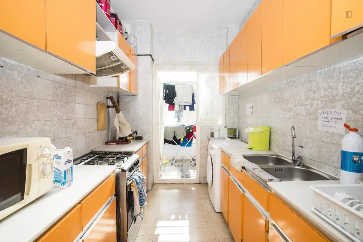 Habitació a Sant Martí de Provençals