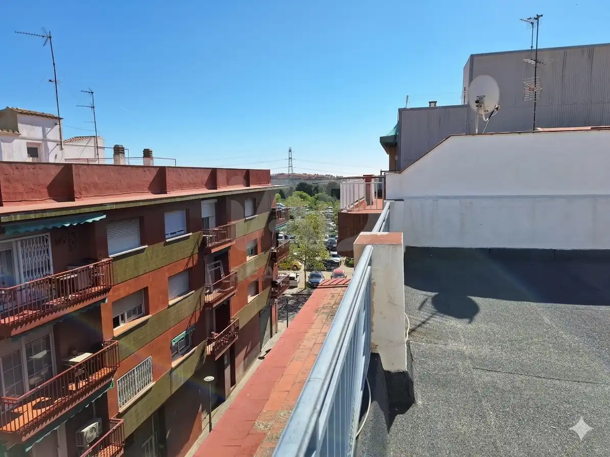 Vista exterior de Pis en venda en Tarragona amb Calefacció i Terrassa