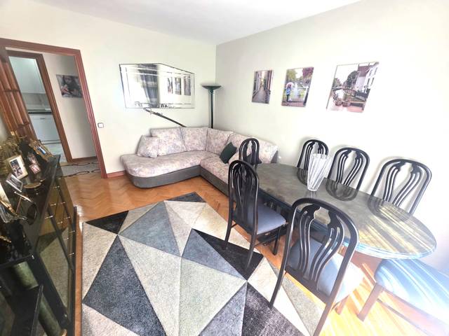 Piso en Venta en Calle María Martínez Oviol en Los Rosales