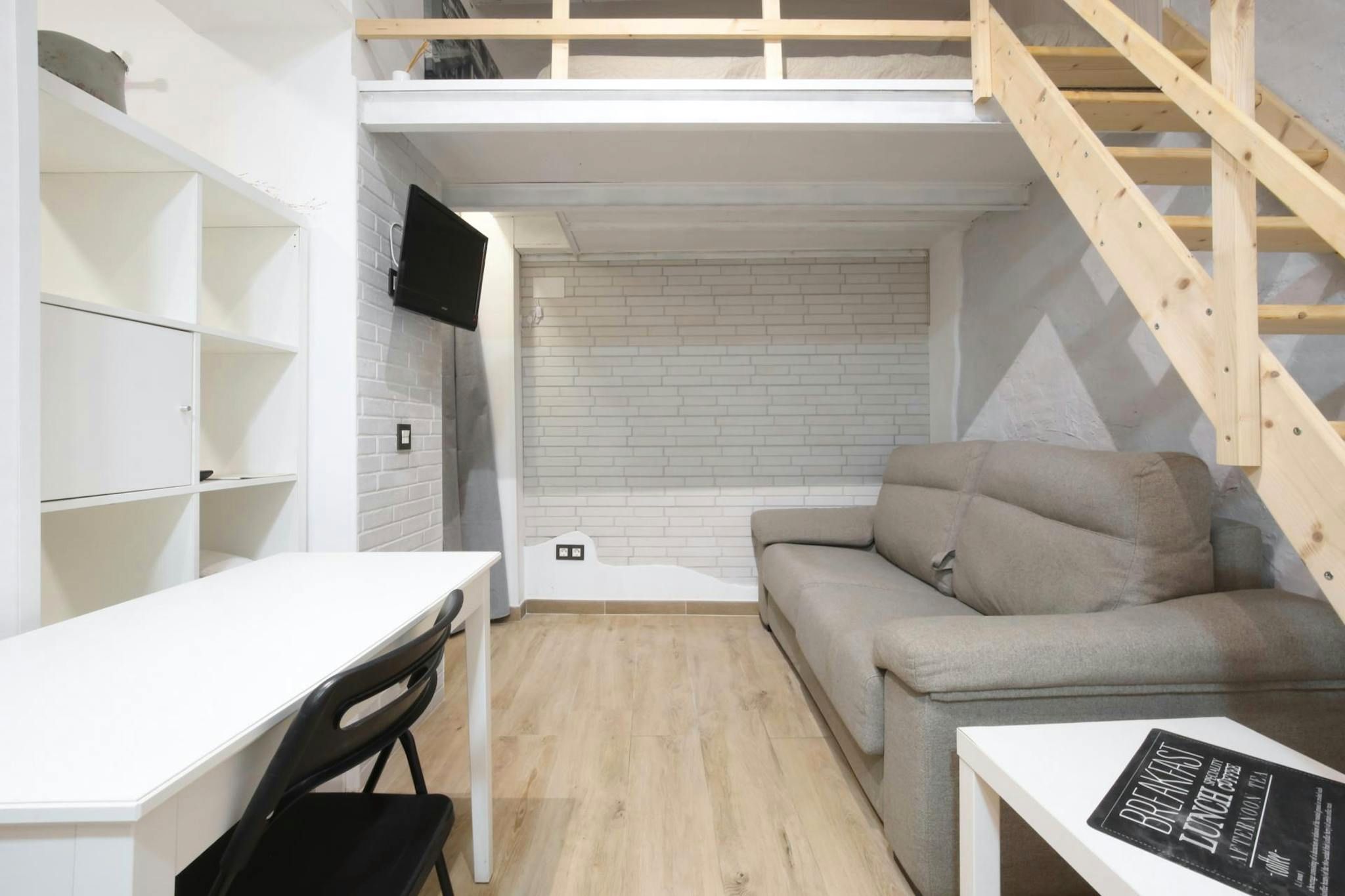 Flat to rent in  Madrid Capital  with Air Conditioner, Heating and Furnished