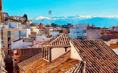 Vista exterior de Àtic en venda en  Granada Capital amb Aire condicionat i Terrassa