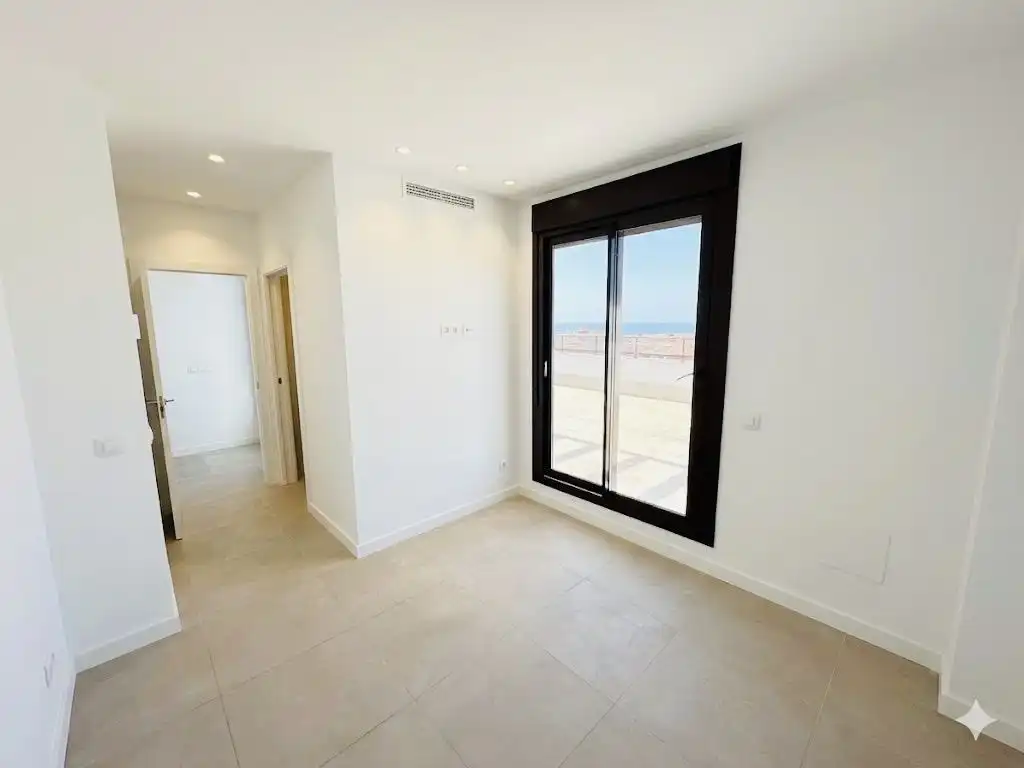 Habitación de Ático en venta en Torrox con Aire acondicionado, Calefacción y Trastero