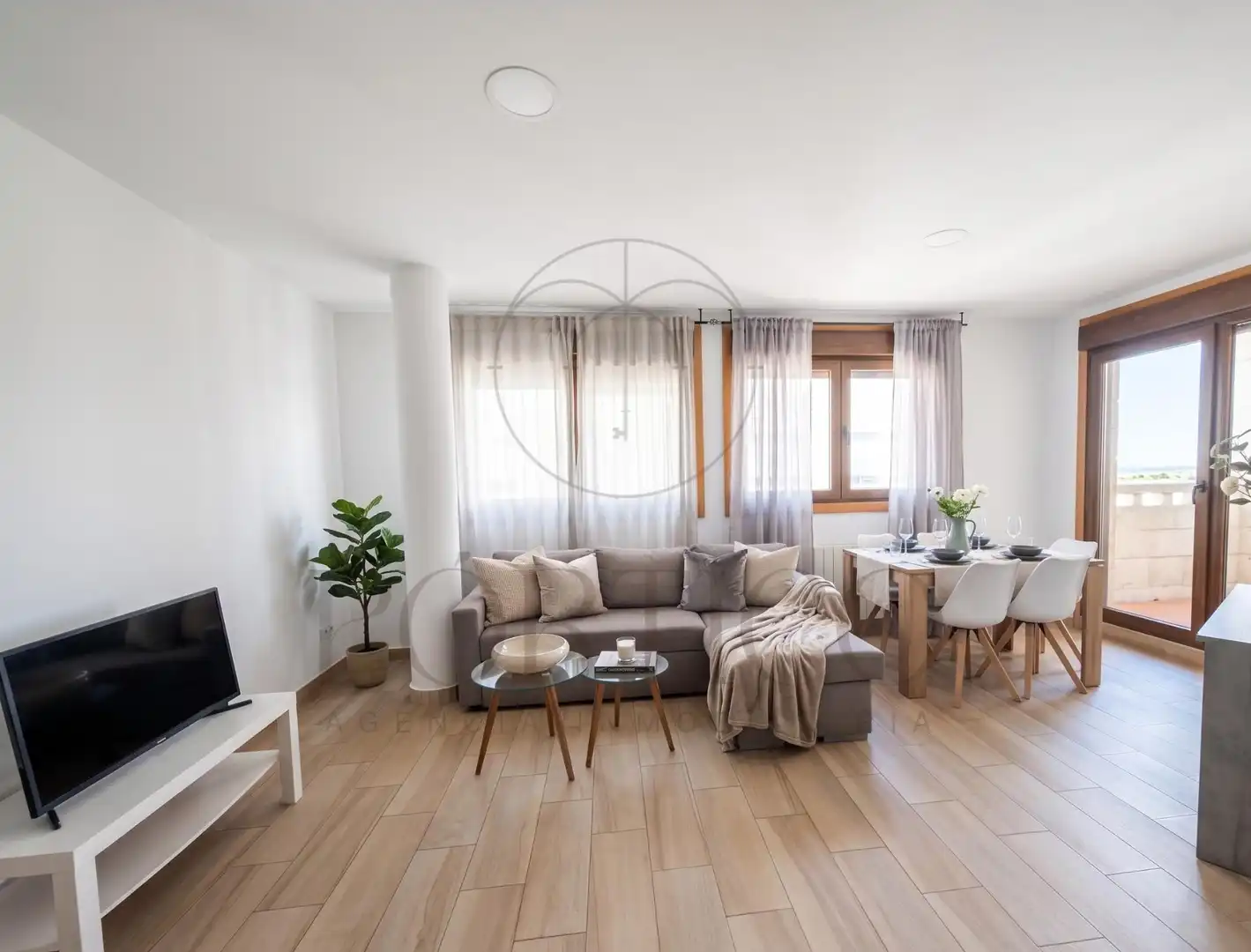Sala de estar de Piso en venta en O Porriño   con Calefacción, Terraza y Trastero