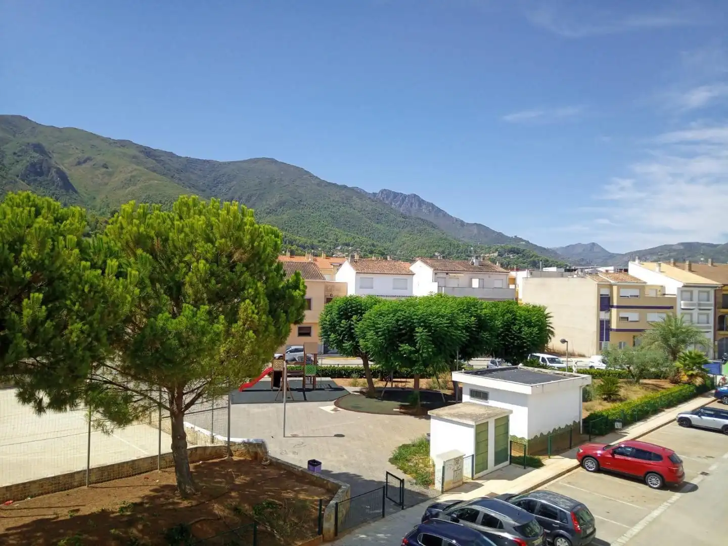 Vista exterior de Dúplex de alquiler en Almoines con Aire acondicionado, Terraza y Amueblado