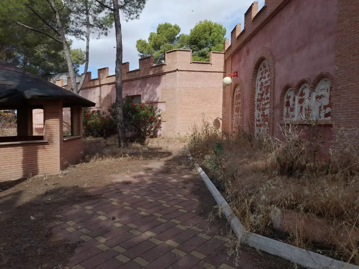 Jardín de Local en venta en Calzada de Calatrava