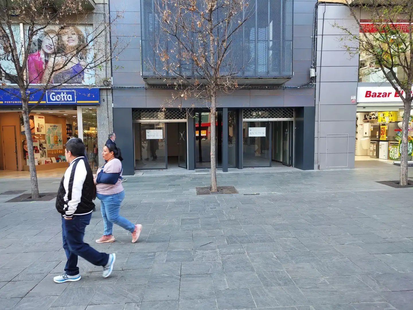 Local comercial de lloguer a Plaza Perpinyà 6, imagen 4