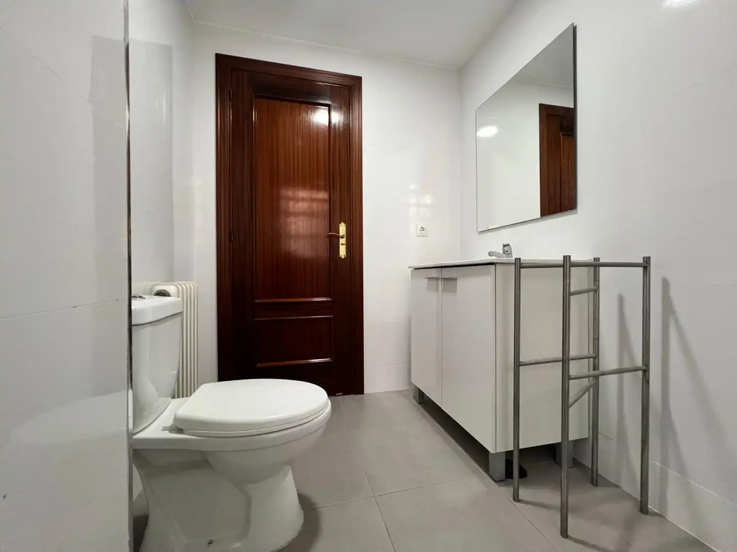 Bathroom of Flat for rent in Granada  with Heating, Terrace and Furnished