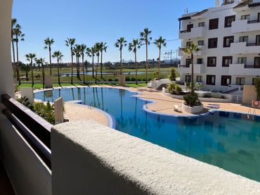 Pis amb piscina de lloguer a Príncipe Felipe
