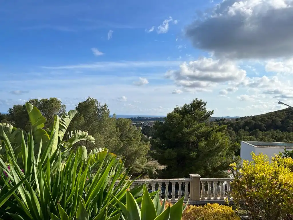 Exterior view of Houses for sale in Roda de Berà  with Private garden, Terrace and Oven