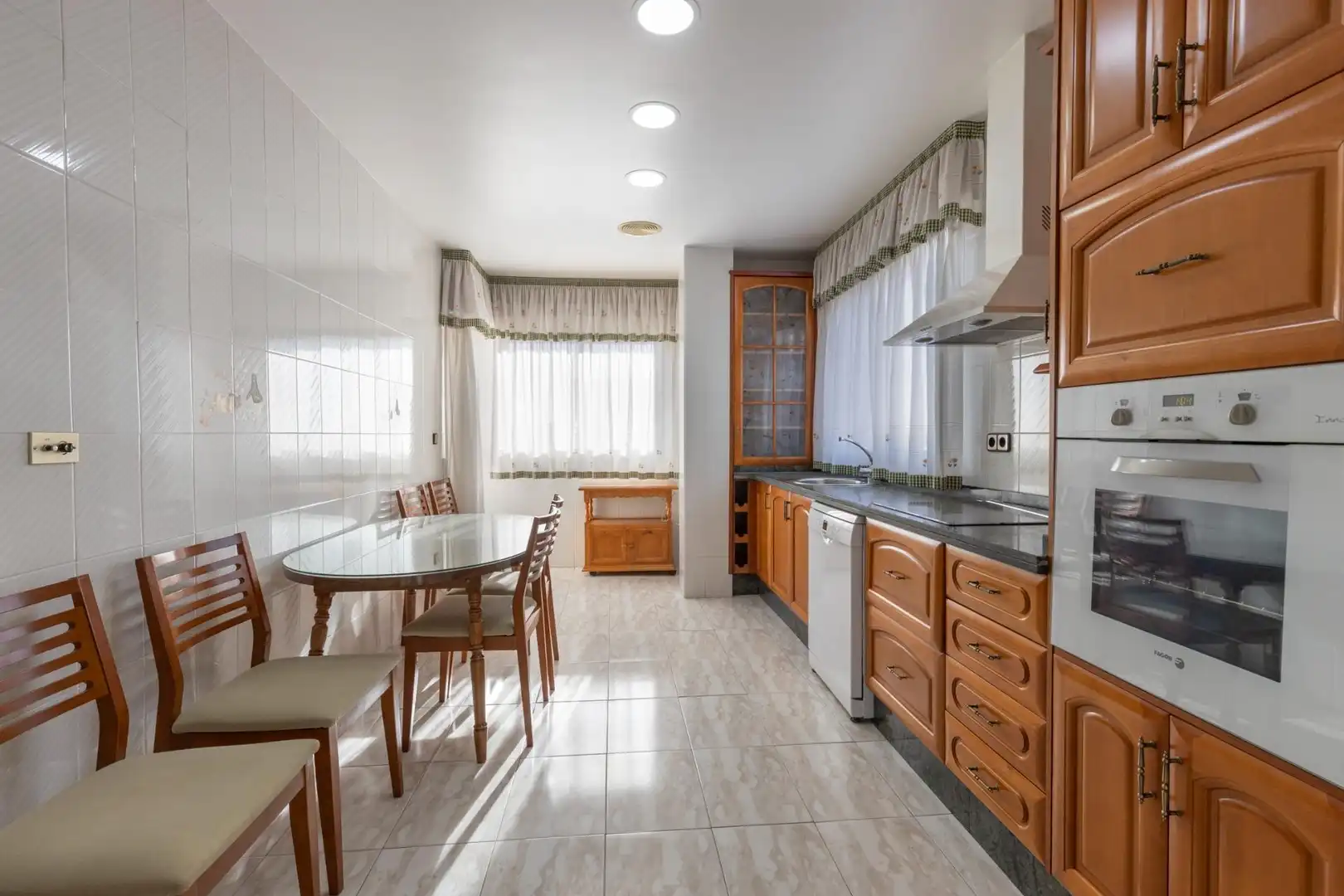 Casa aparellada amb terrassa en venda a FCO JOSE GARCIA JIMENEZ, imagen 14