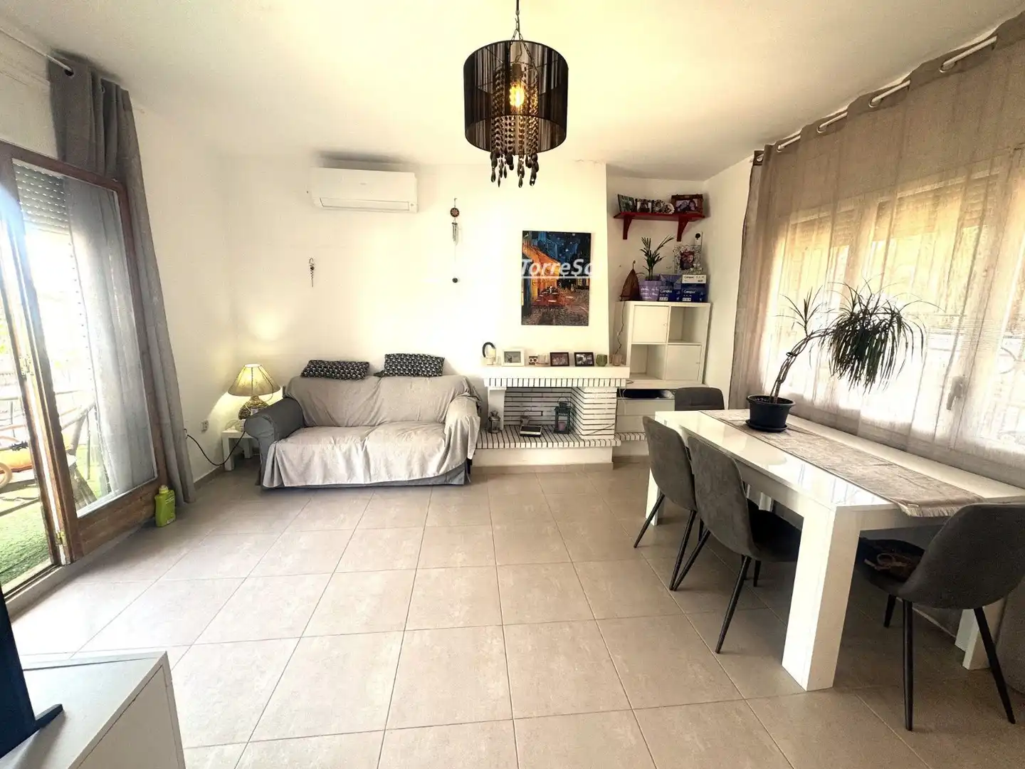 Sala de estar de Casa o chalet en venta en El Vendrell con Aire acondicionado, Calefacción y Terraza