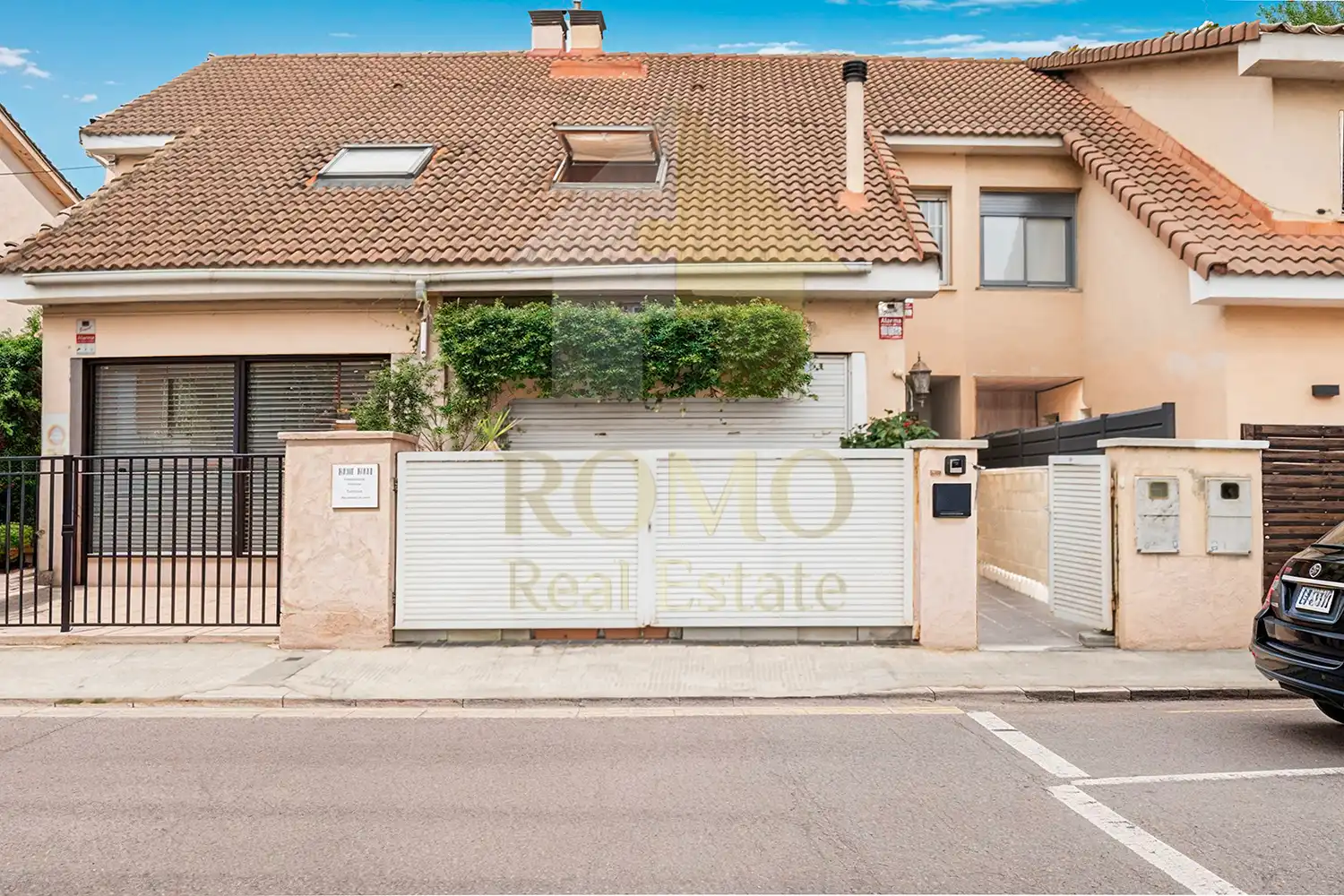 Casa adosada en venta en Avinguda U, Santa Perpètua de Mogoda