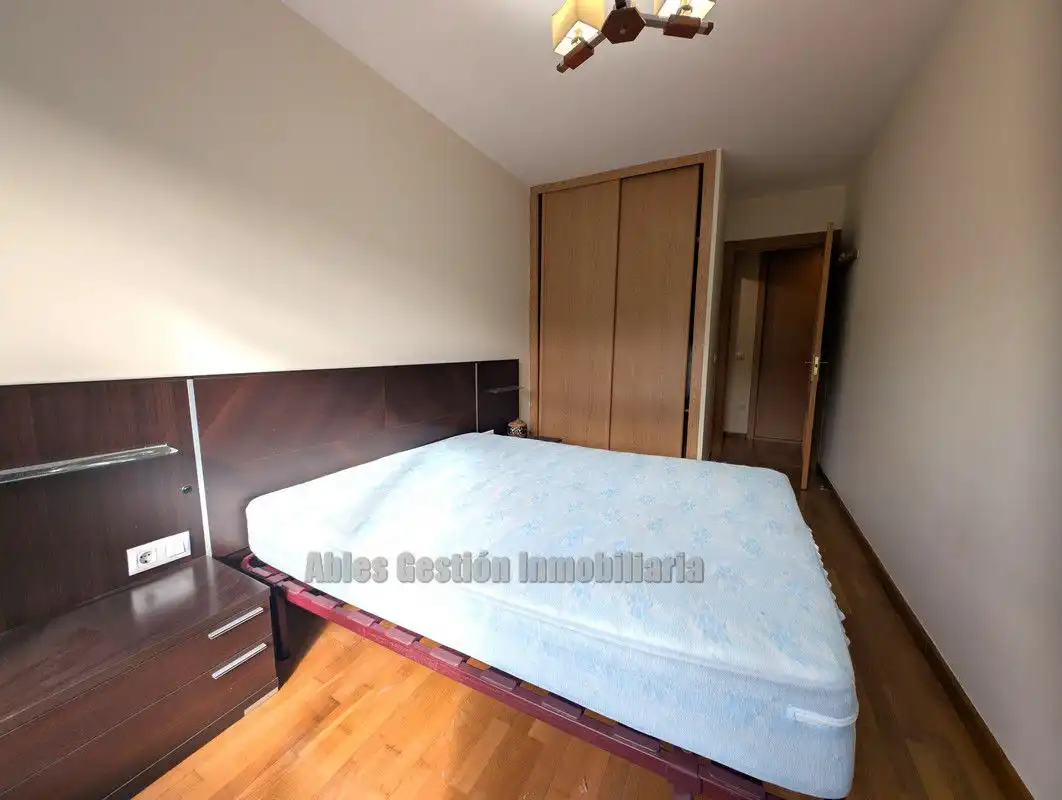 Habitación de Piso de alquiler en Siero con Calefacción, Parquet y Trastero