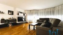 Living room of Flat for sale in Sabadell  with Air Conditioner, Heating and Terrace