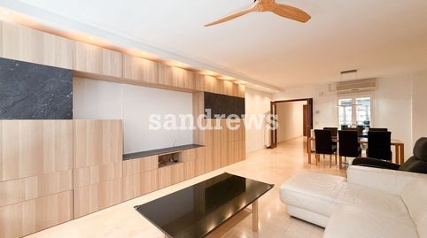 Piso en venta en Figueres centro con terraza de 84 m, parking y 2 trasteros