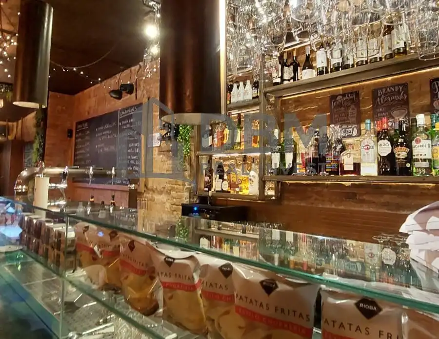 Business premises for transfer in Eixample, imagen 14