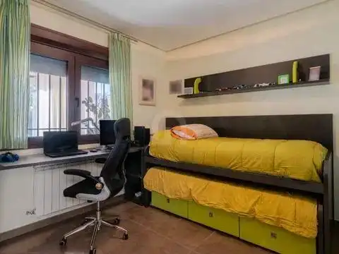 Habitación de Casa o chalet en venta en Ciudad Real con Calefacción, Terraza y Piscina