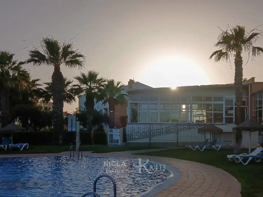 Piscina de Apartamento en venta en Vera con Aire acondicionado, Jardín privado y Terraza
