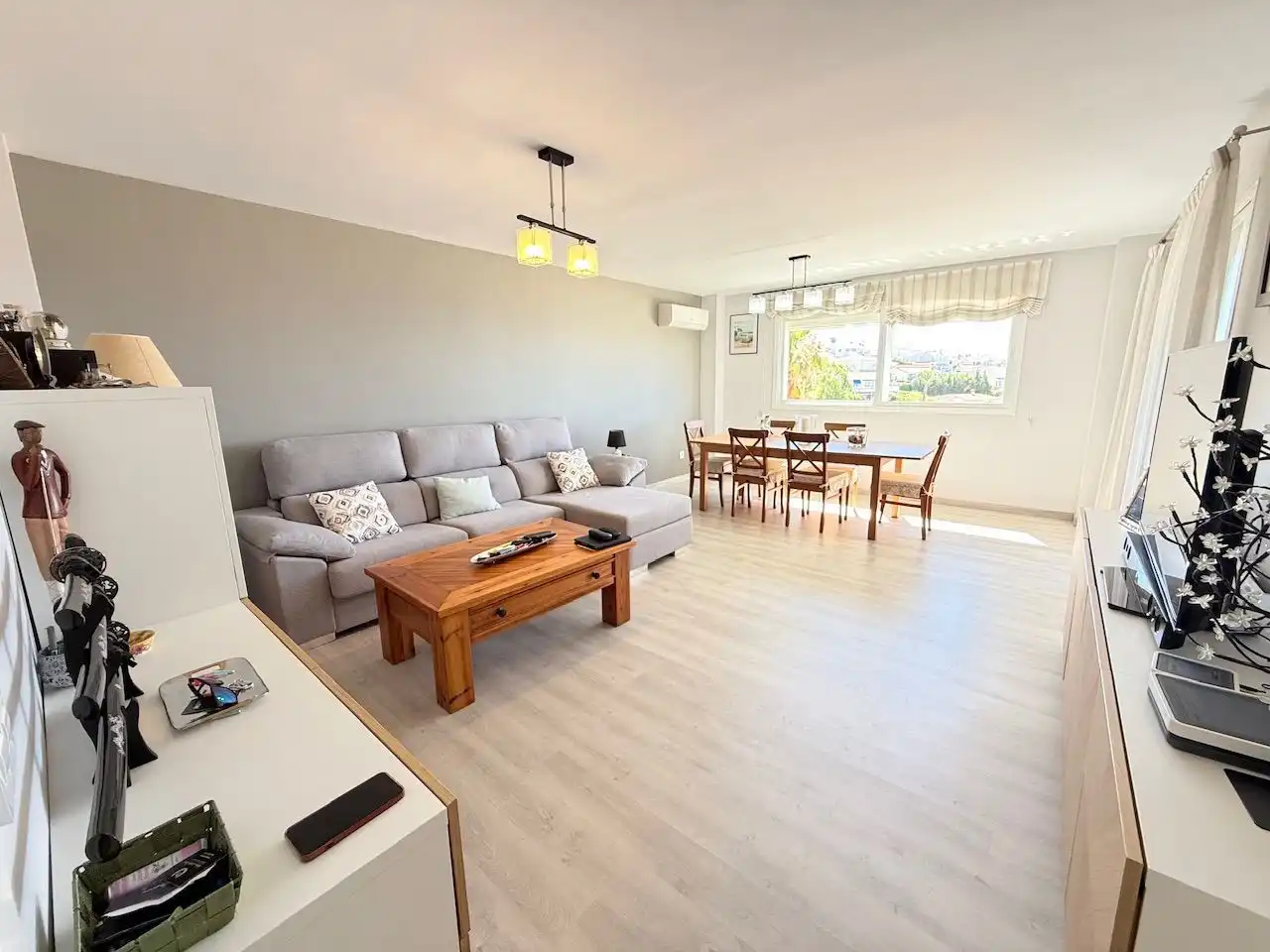 Living room of Attic for sale in Vélez-Málaga  with Air Conditioner, Heating and Terrace