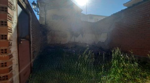 SOLAR DE 77 M2 MUY BIEN SITUADO EN EL CASCO URBANO DE ESCALONA, immagine 3