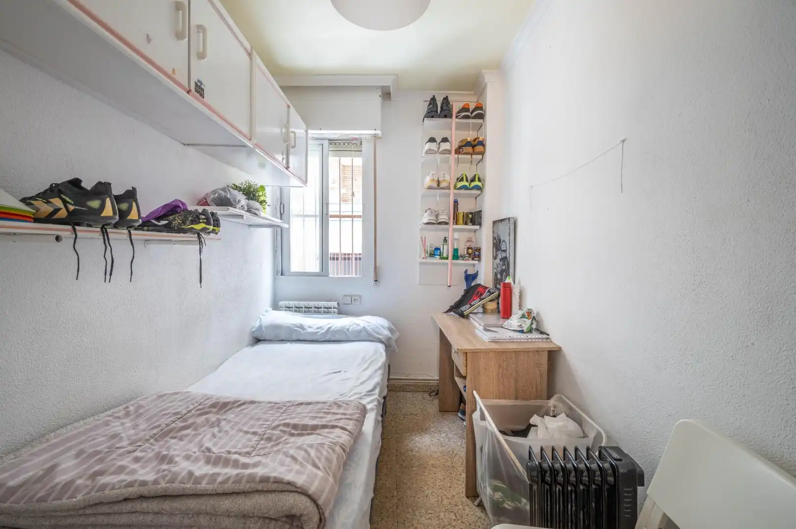 Bedroom of Flat for sale in Granada