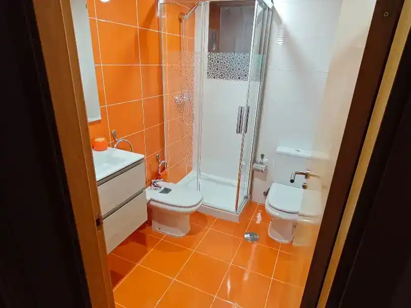 Baño de Casa o chalet en venta en Parla con Aire acondicionado, Parquet y Trastero