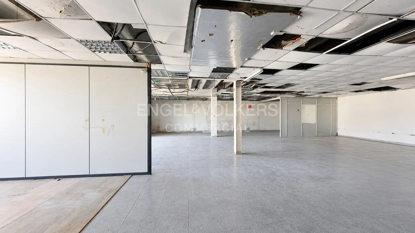 Oficina de alquiler en Centre - Sant Josep - Sanfeliu