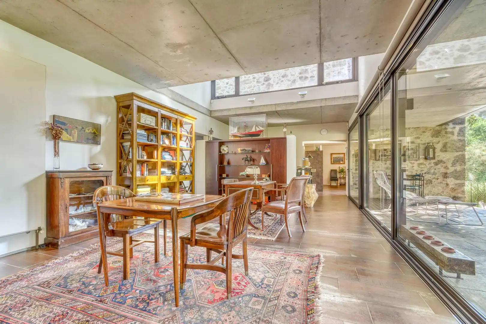 Comedor de Finca rústica en venta en Boadella i les Escaules con Calefacción, Jardín privado y Terraza