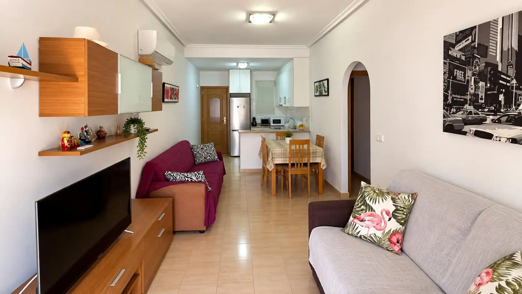 Sala d'estar de Planta baixa de lloguer en Pilar de la Horadada amb Aire condicionat, Jardí privat i Traster