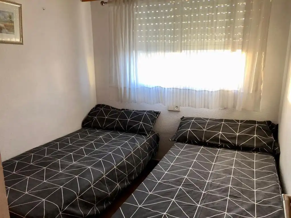 Apartments for rent in Calle VALLDIGNA, Playa de Gandia