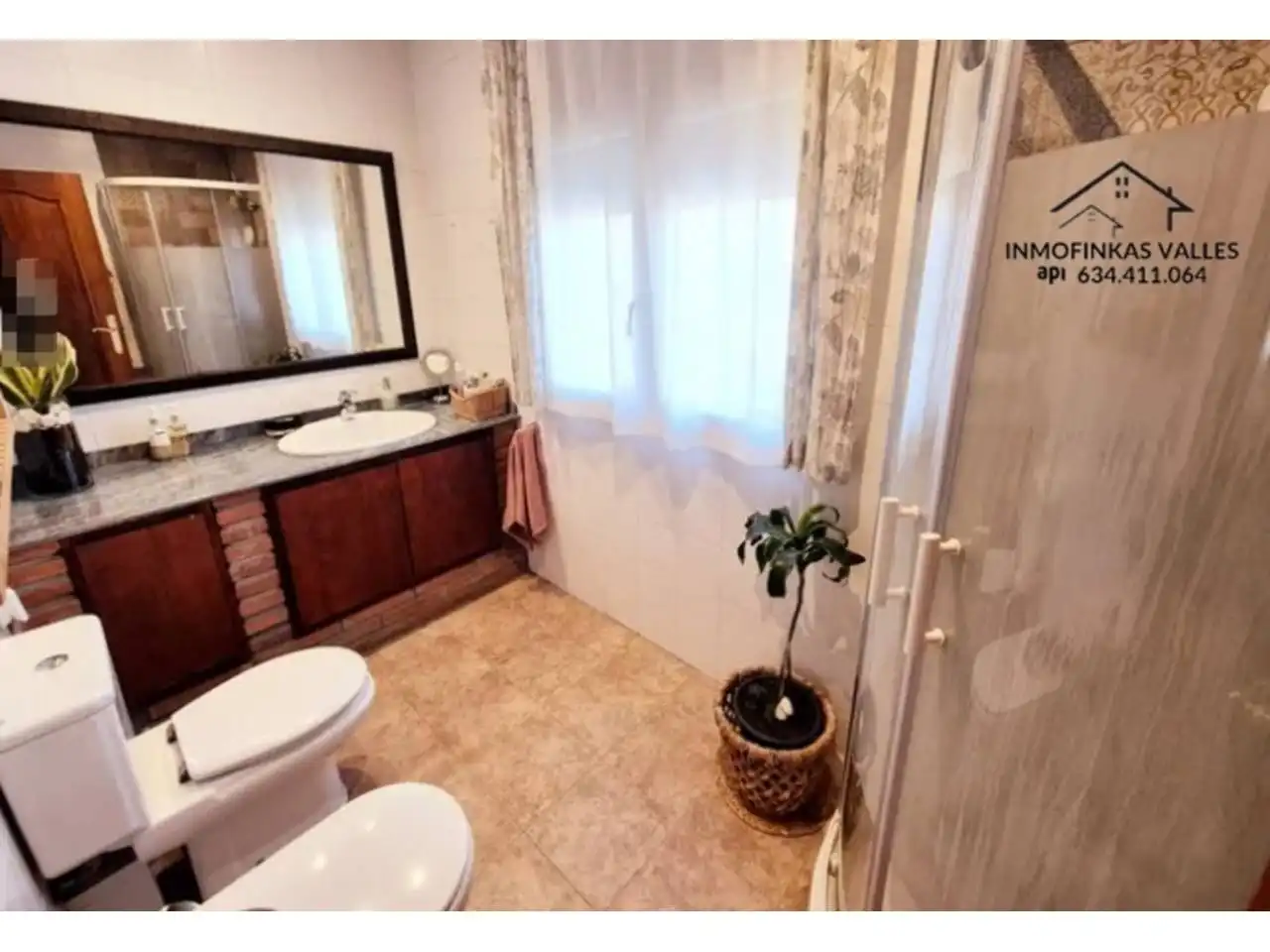 Bathroom of Houses for sale in Santa Eulàlia de Ronçana  with Air Conditioner, Heating and Private garden